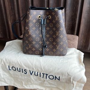 Louis Vuitton NeoNoe Bag